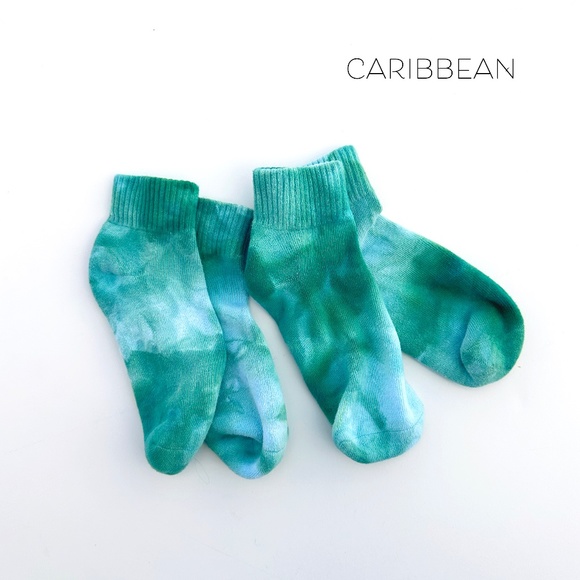 Kids Tie Dye Socks Teal Green Hand Dyed Socks Size M 5-10 years Ice Dye Socks - Picture 2 of 3